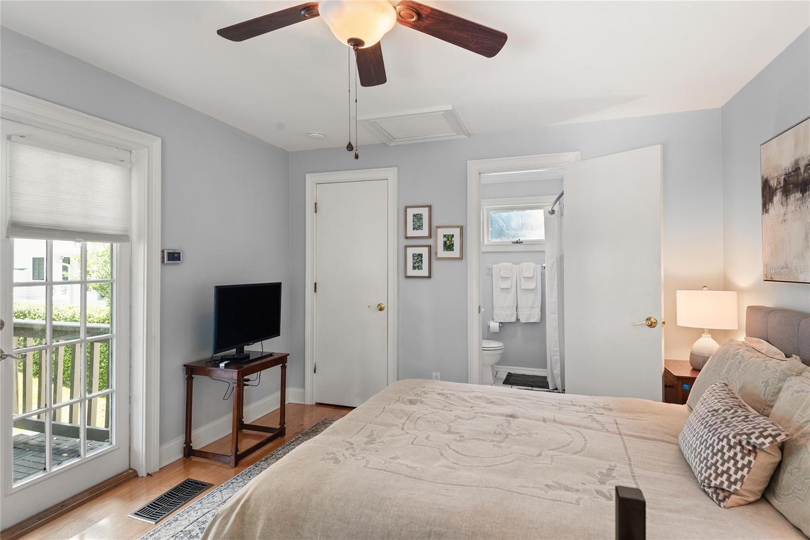 O6345511 Property Photo