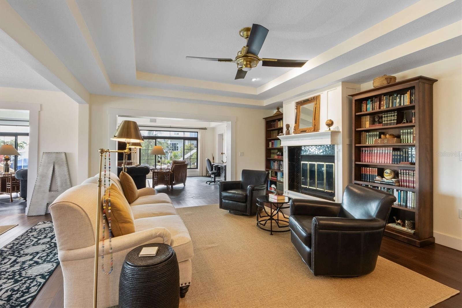 A4665534 Property Photo