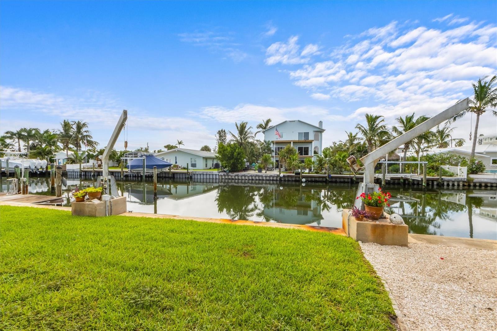 A4665534 Property Photo