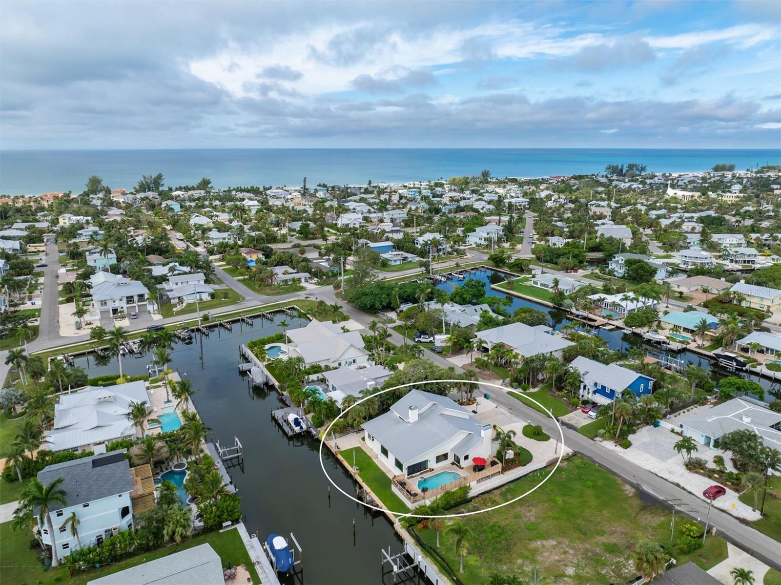 A4665534 Property Photo