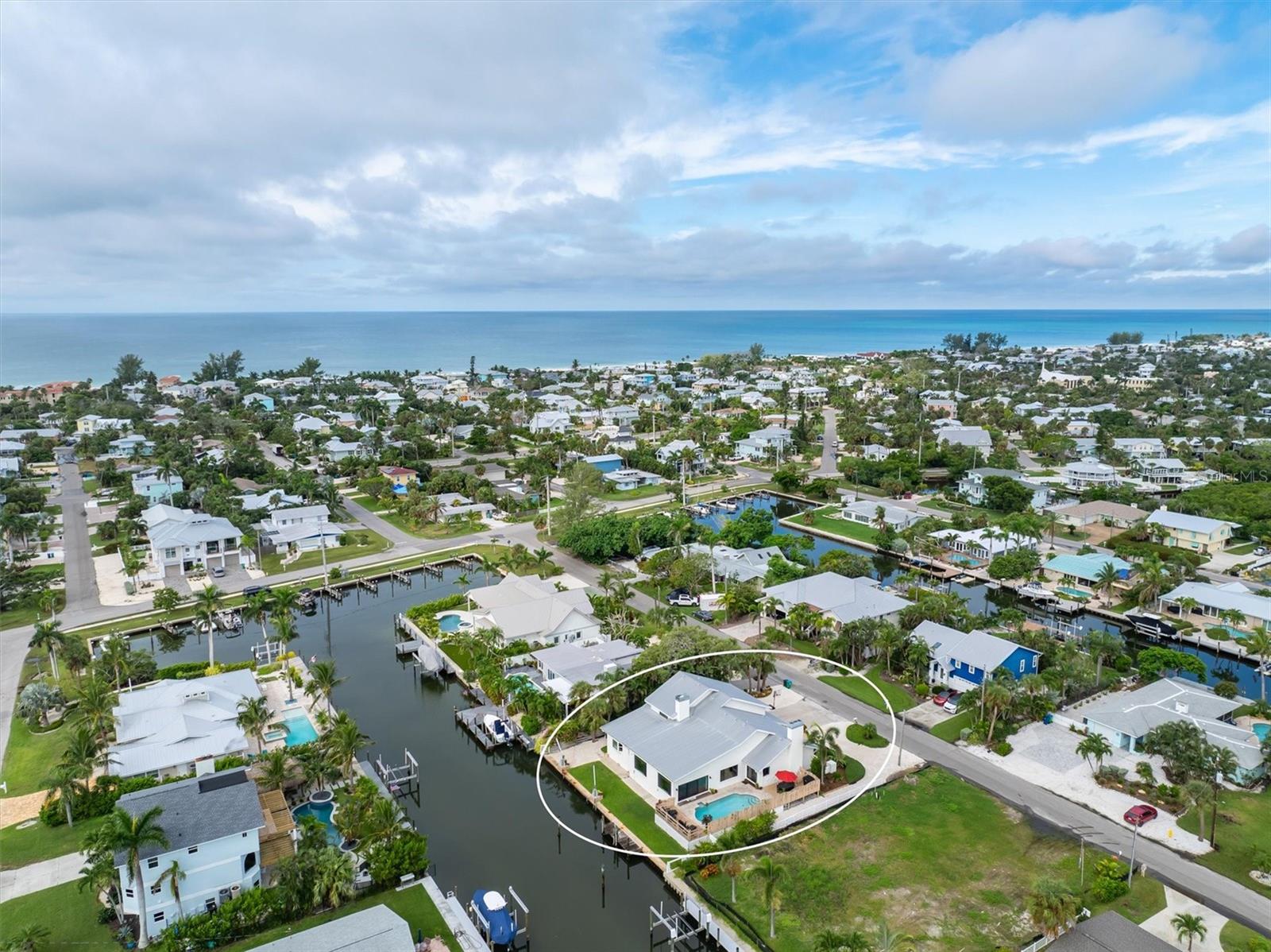 A4665534 Property Photo