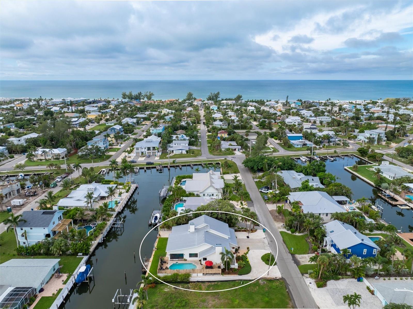 A4665534 Property Photo