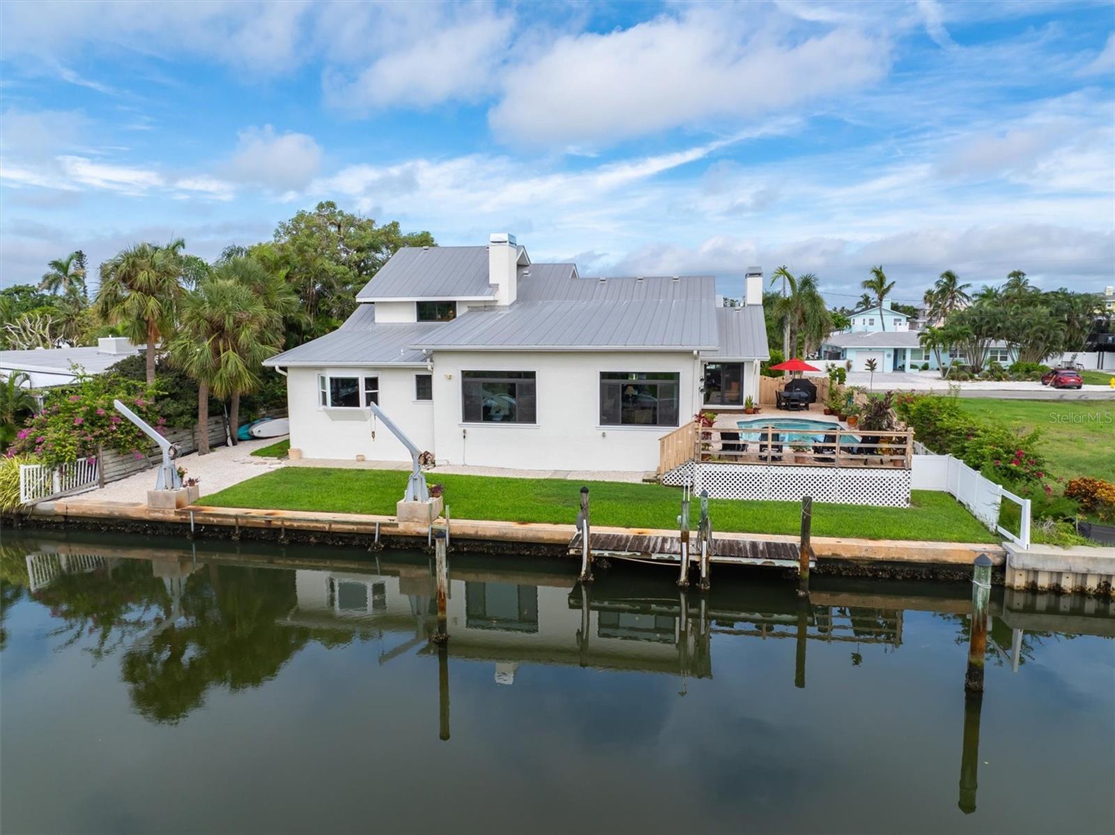 A4665534 Property Photo