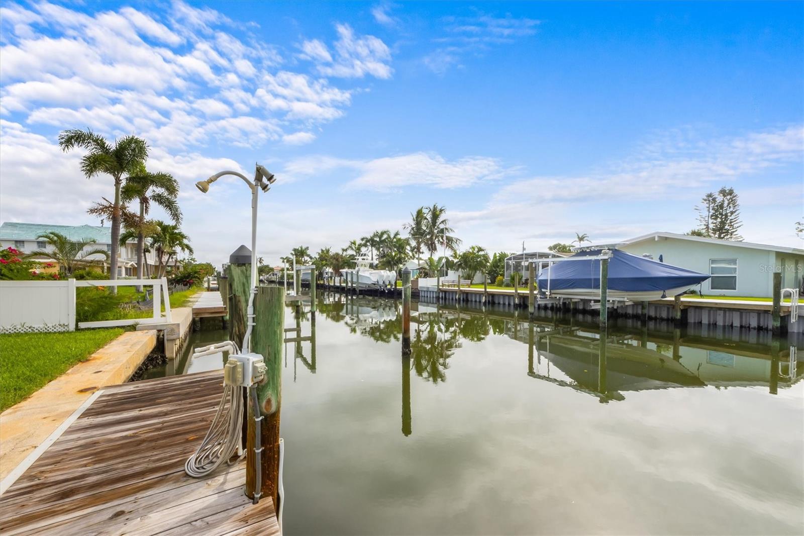 A4665534 Property Photo