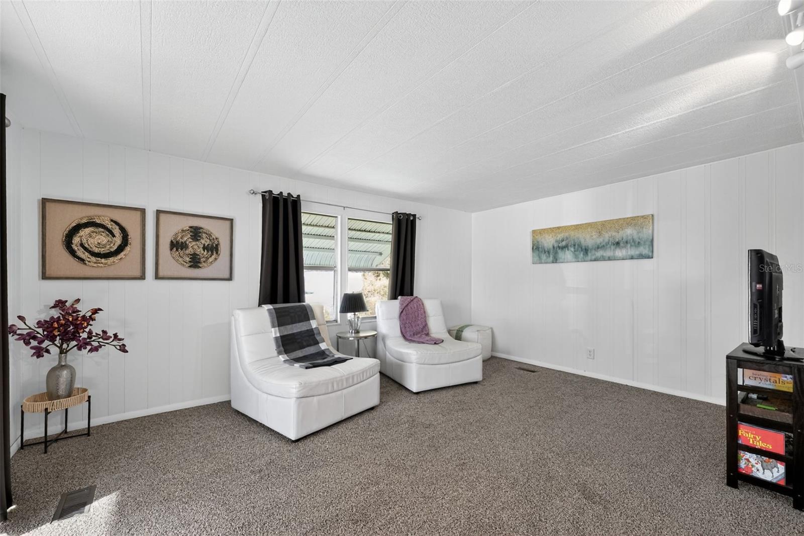 GC534136 Property Photo