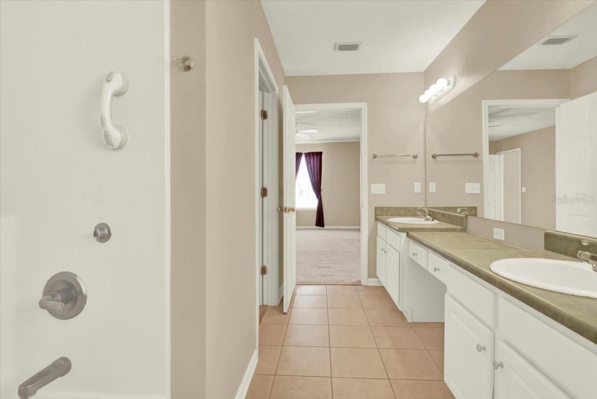 108 BEACON LN, PANAMA CITY BEACH, FL, 32407