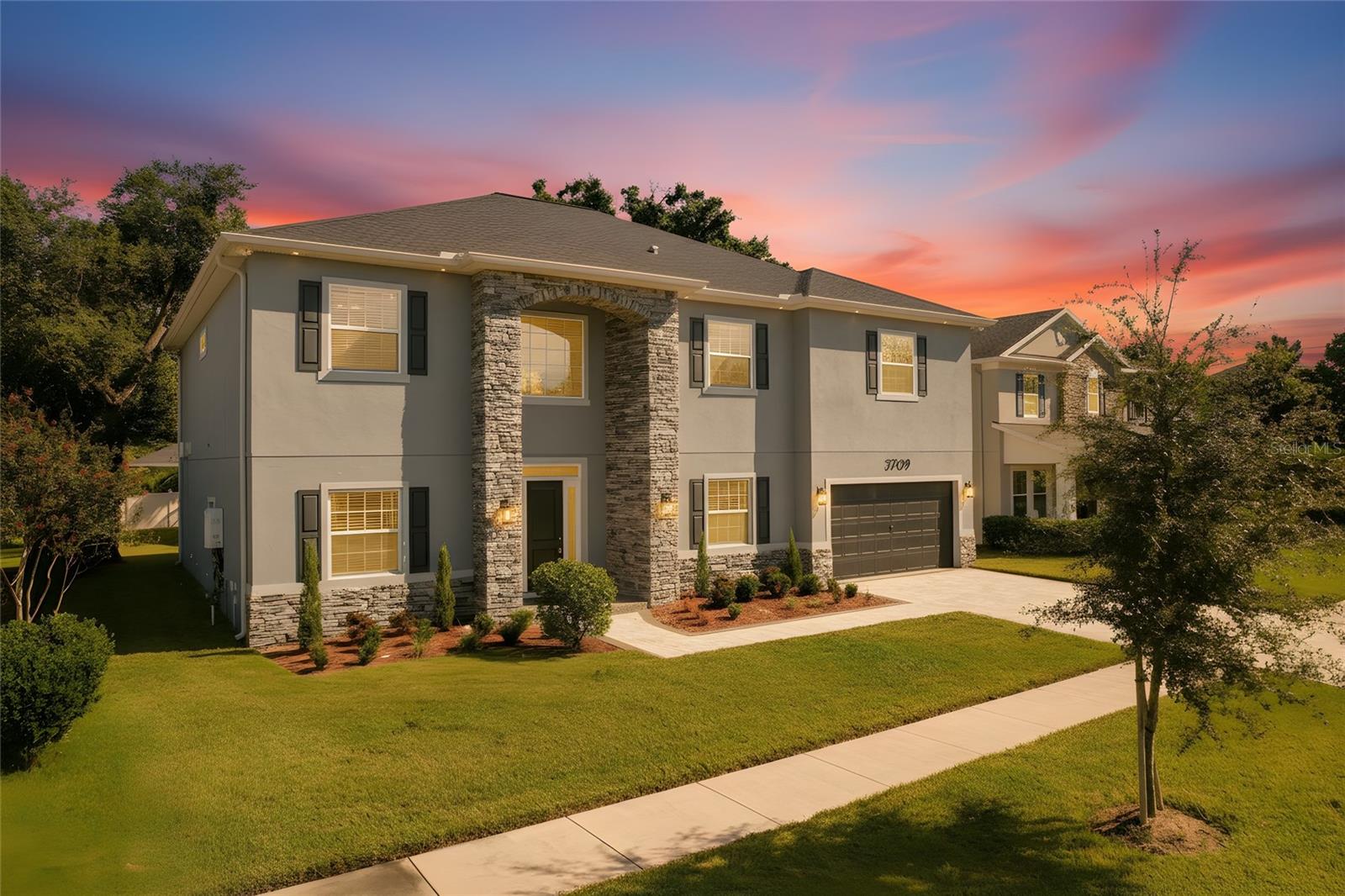 Income with the guesthouse!