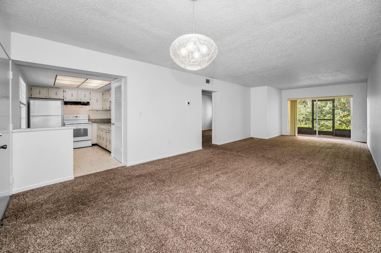 TB8429360 Property Photo