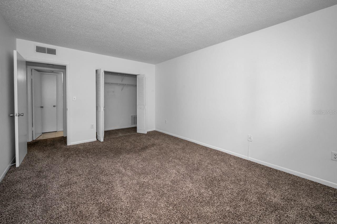 TB8429360 Property Photo