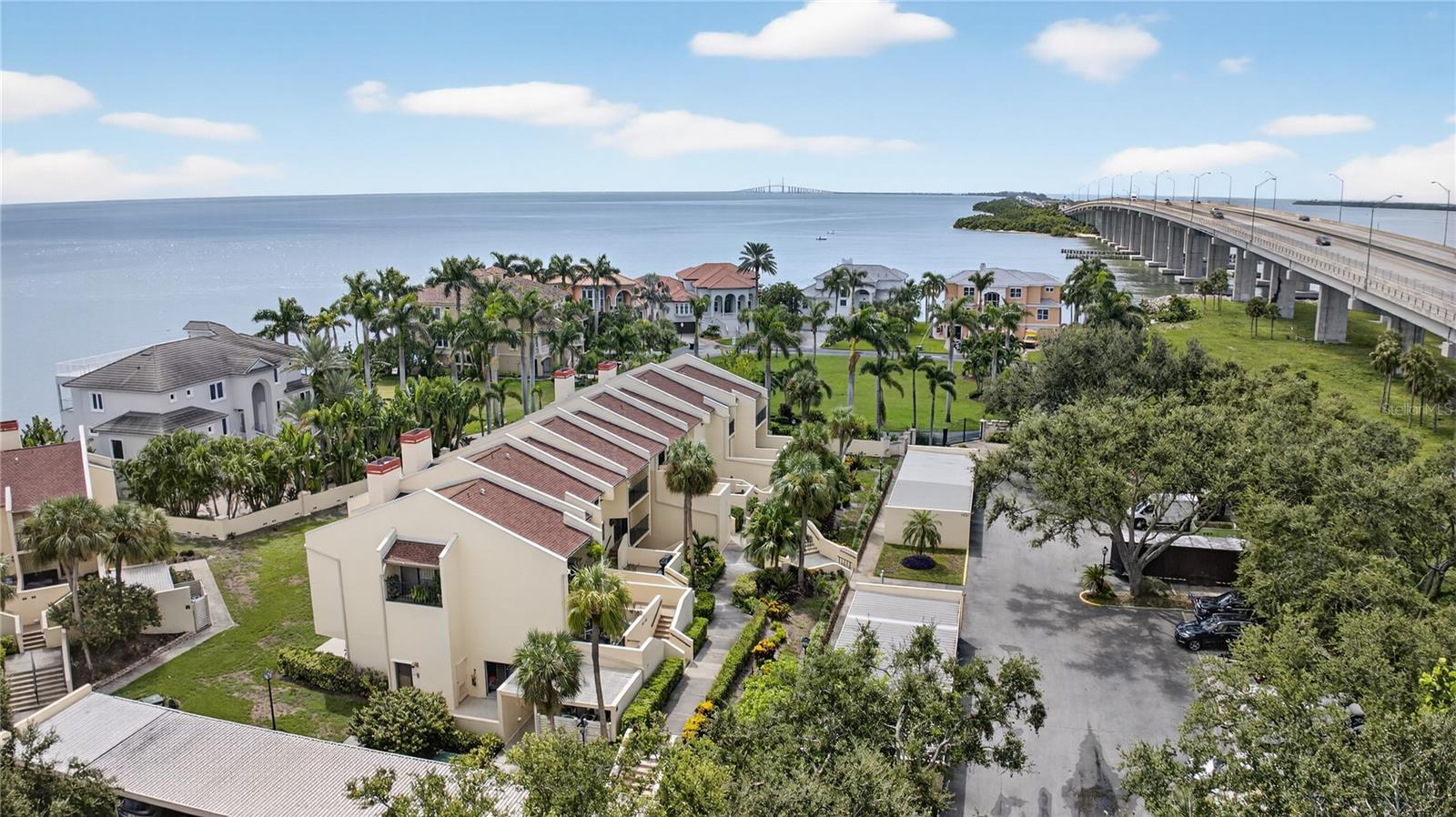 End unit with side door entrance.