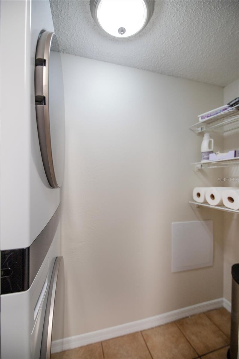 kitchen pantry/laundry
