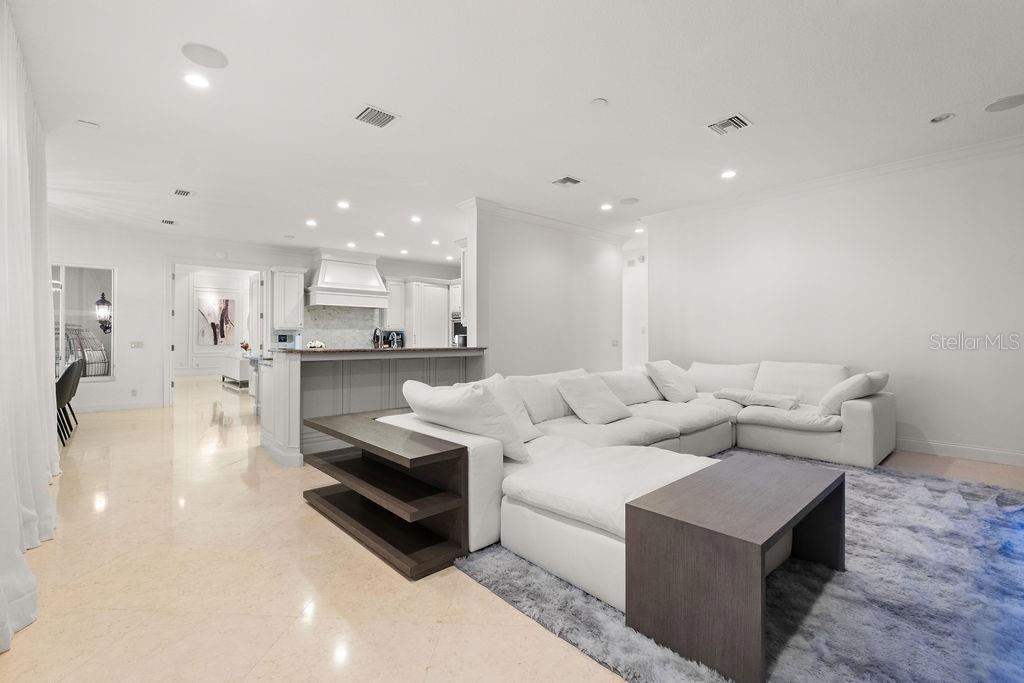 O6345711 Property Photo