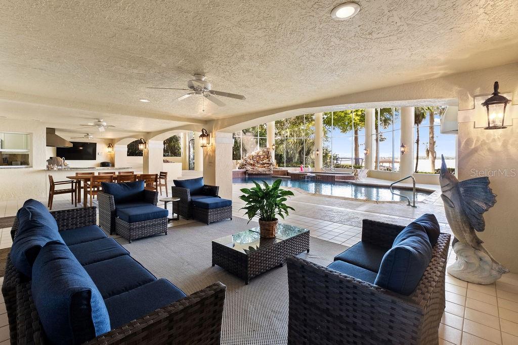 O6345711 Property Photo