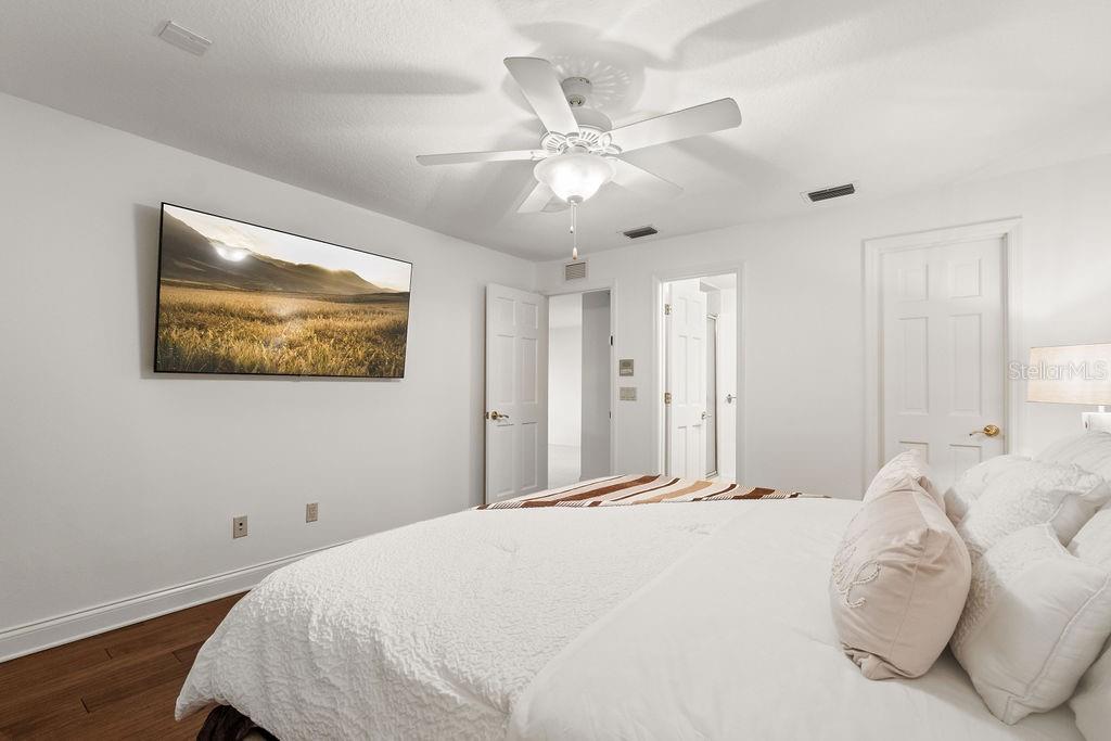 O6345711 Property Photo