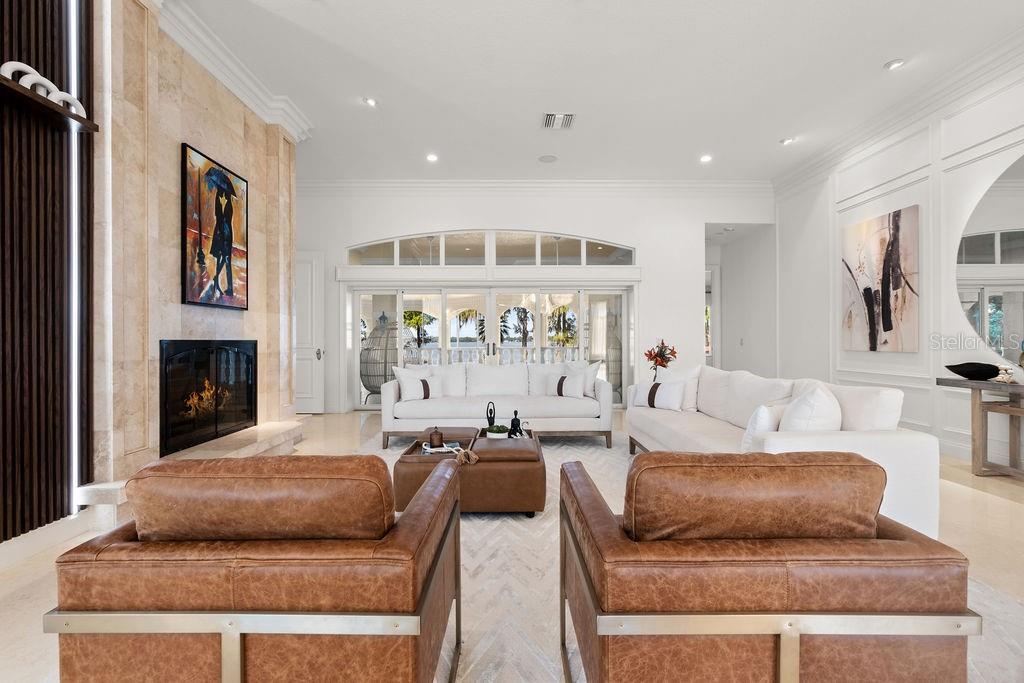 O6345711 Property Photo