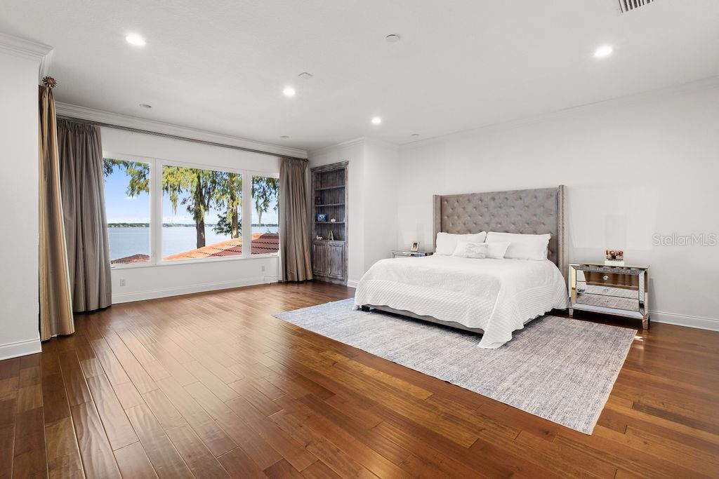 O6345711 Property Photo