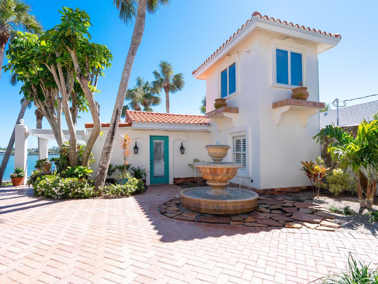 N6140592 Property Photo