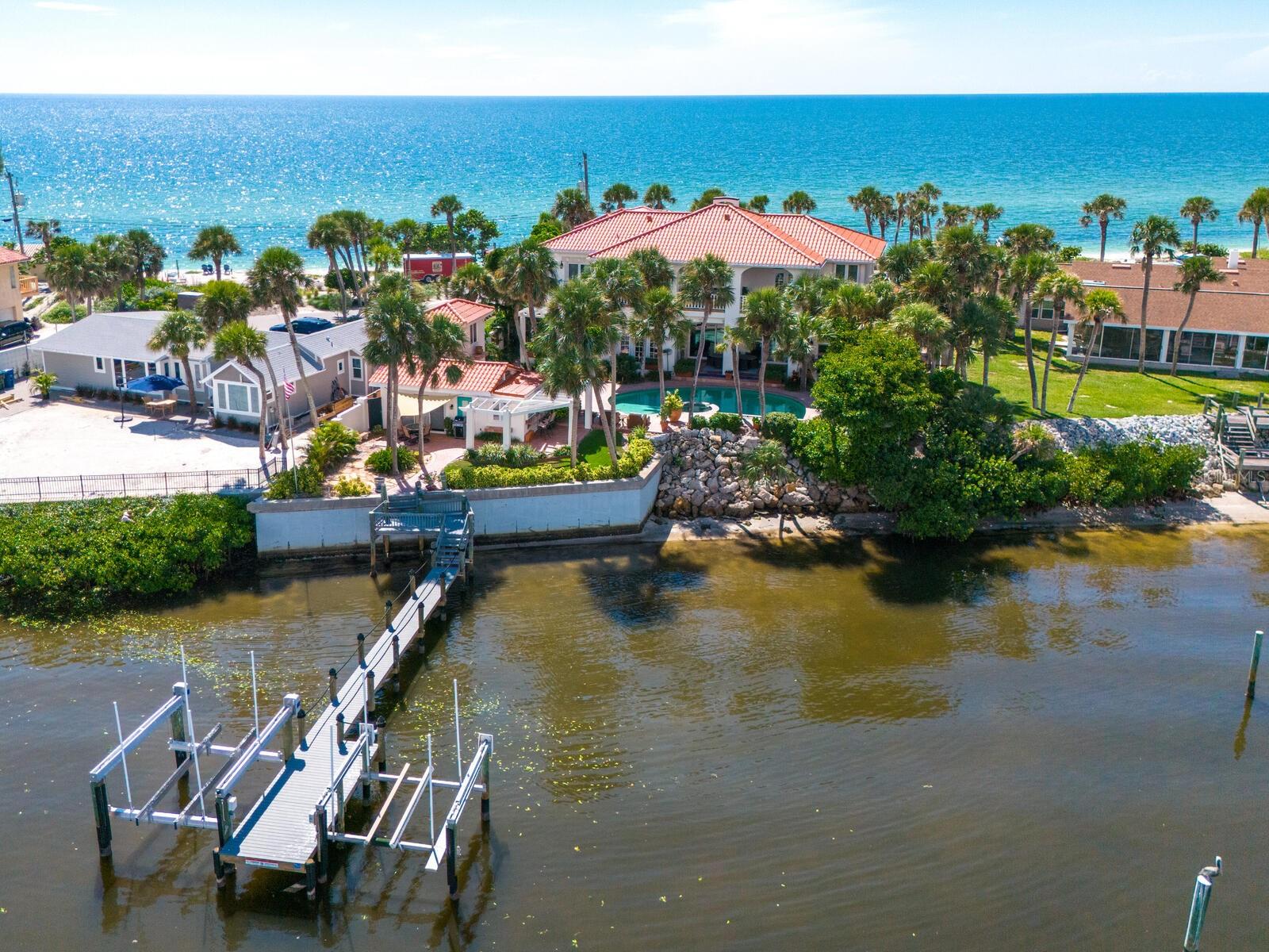 N6140592 Property Photo