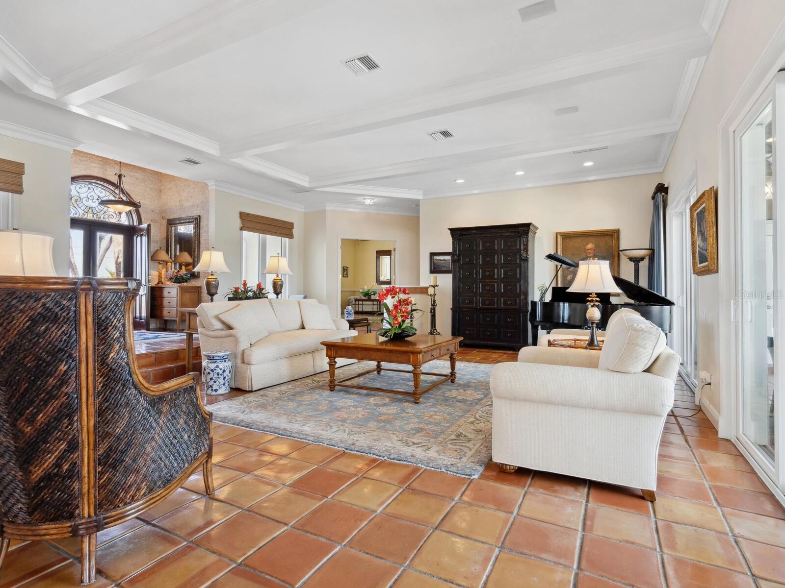 N6140592 Property Photo