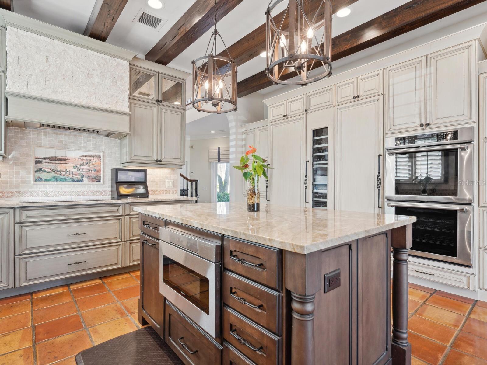 N6140592 Property Photo