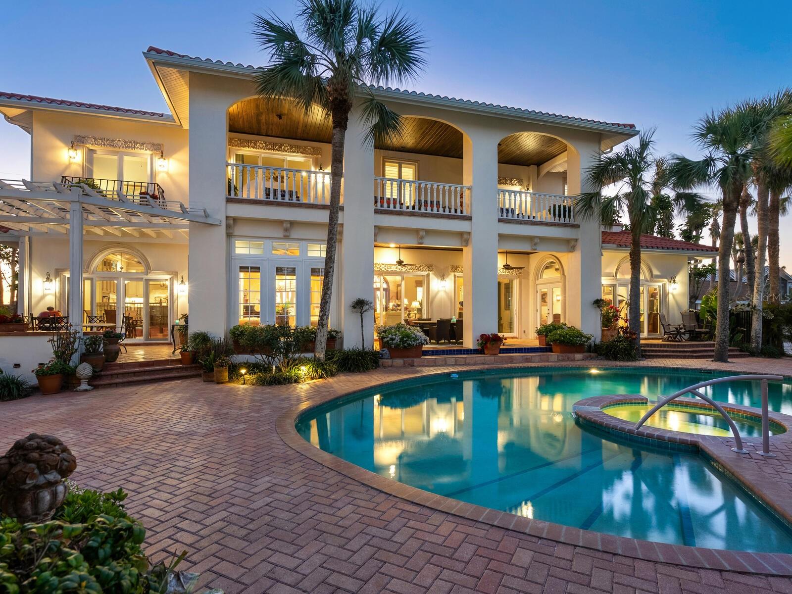 N6140592 Property Photo