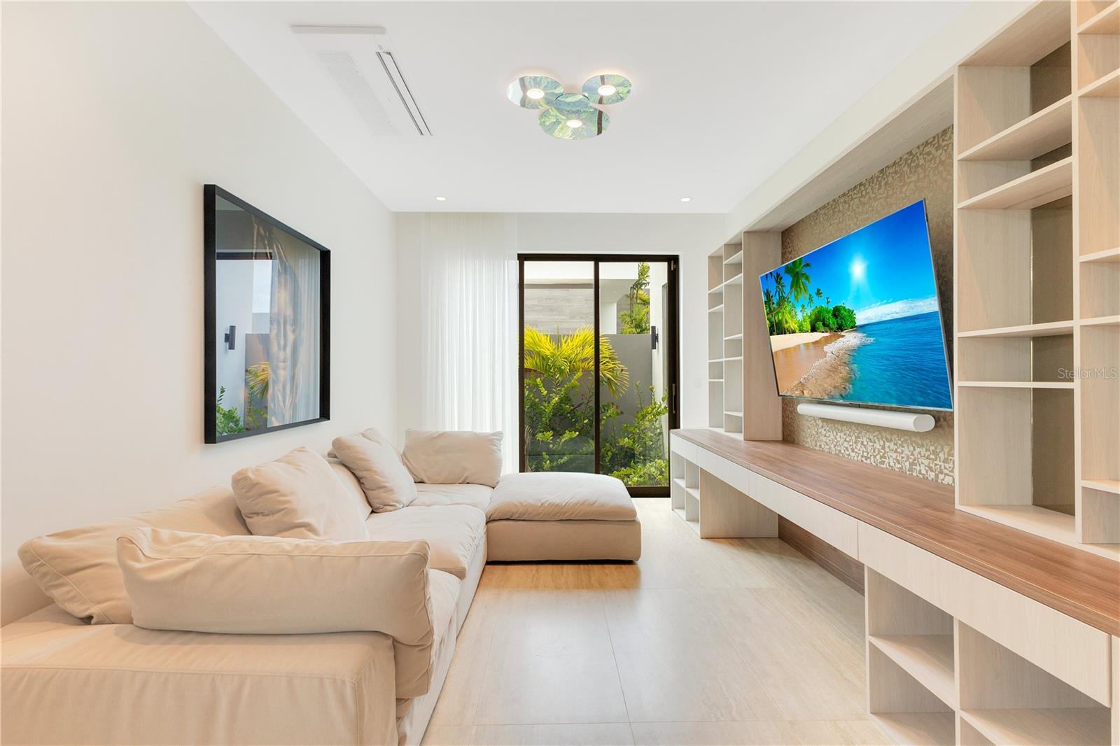 PR9116170 Property Photo