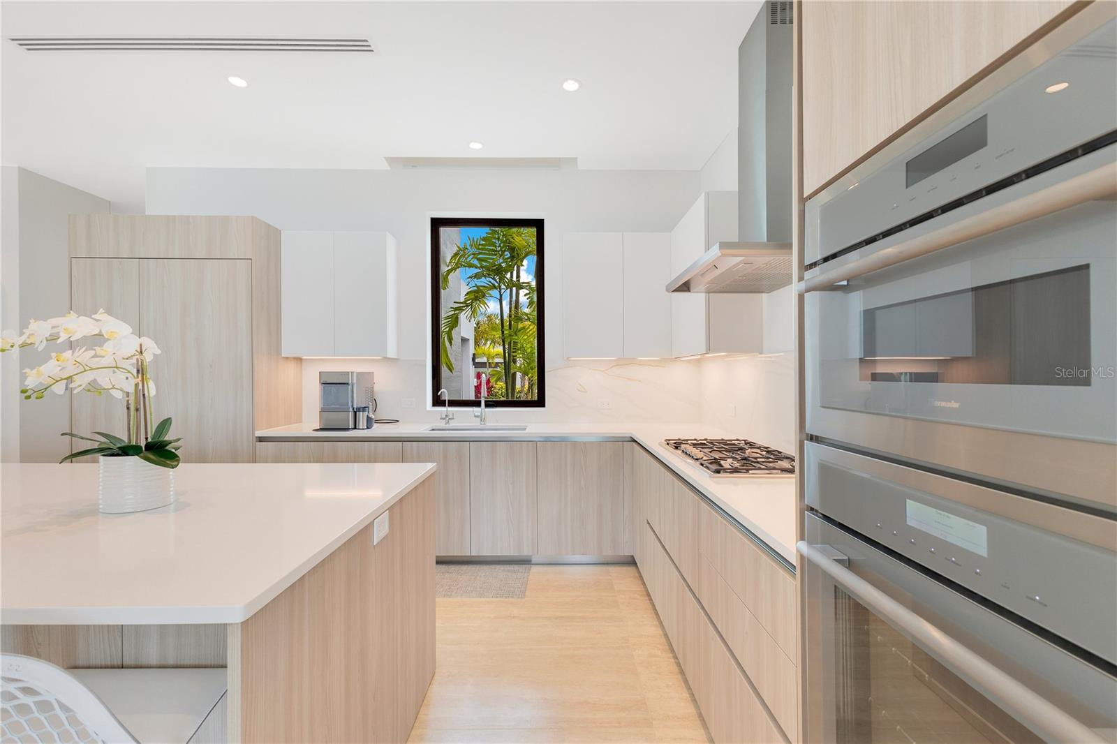 PR9116170 Property Photo