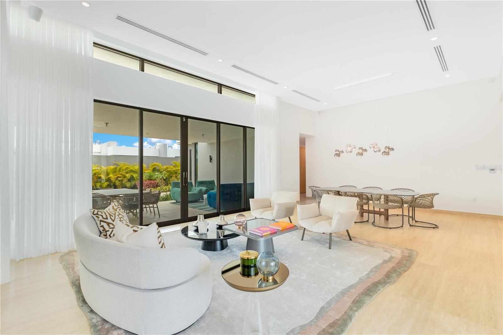 PR9116170 Property Photo