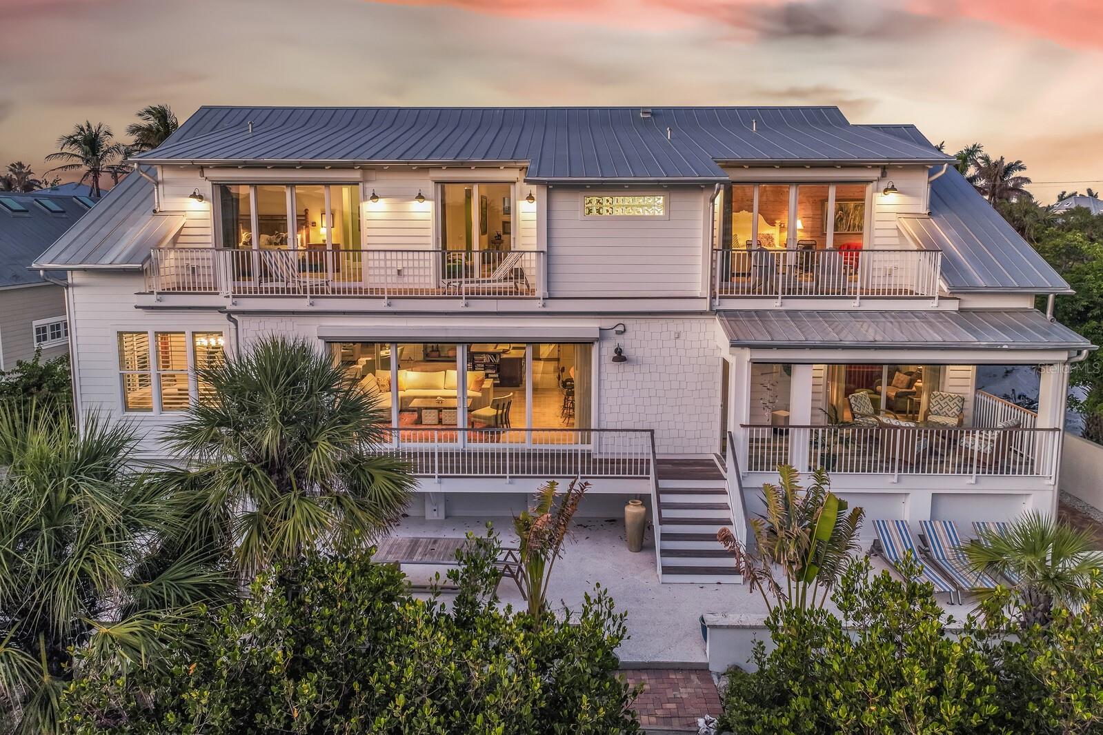 D6143872 Property Photo