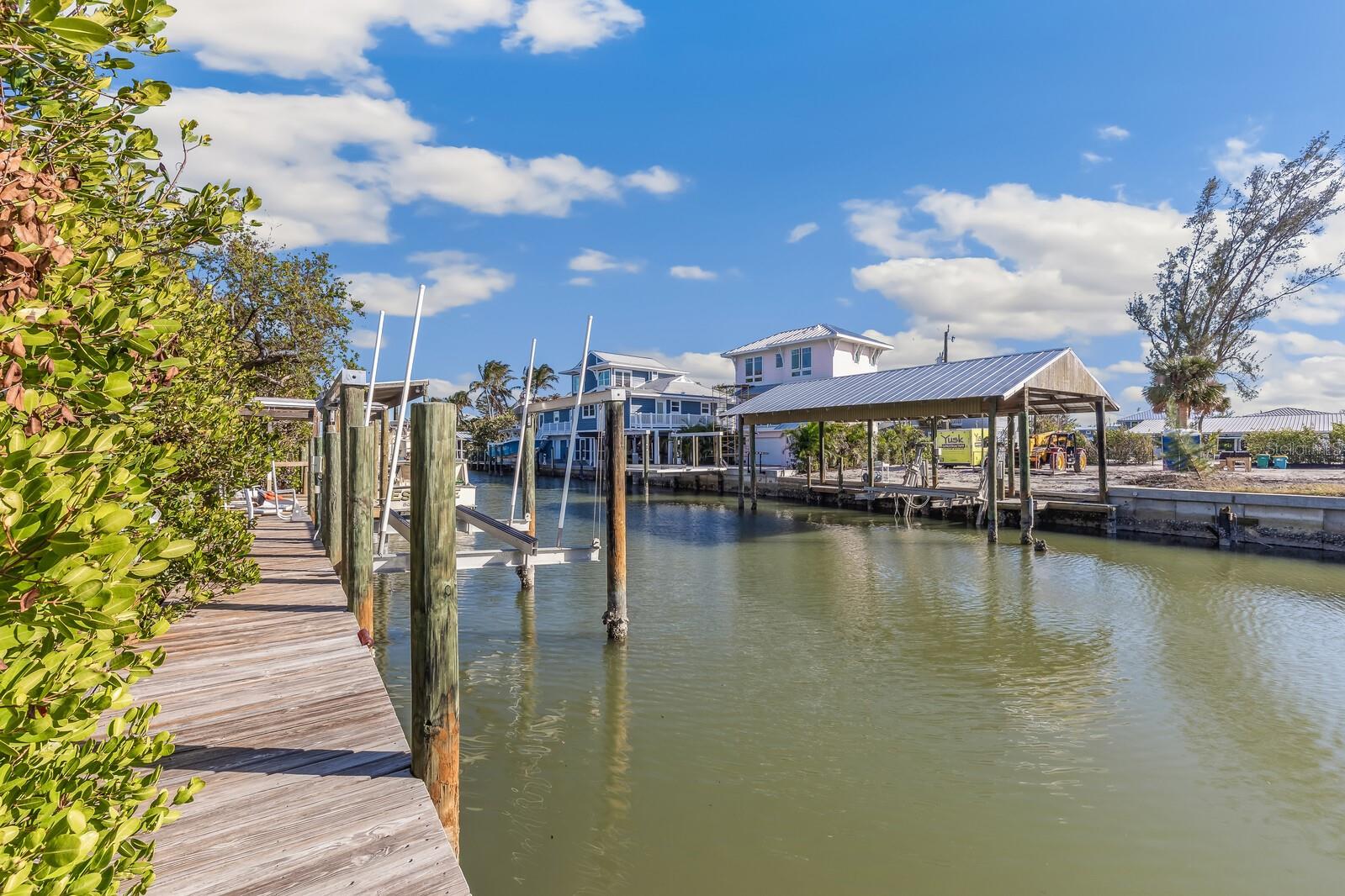 D6143872 Property Photo