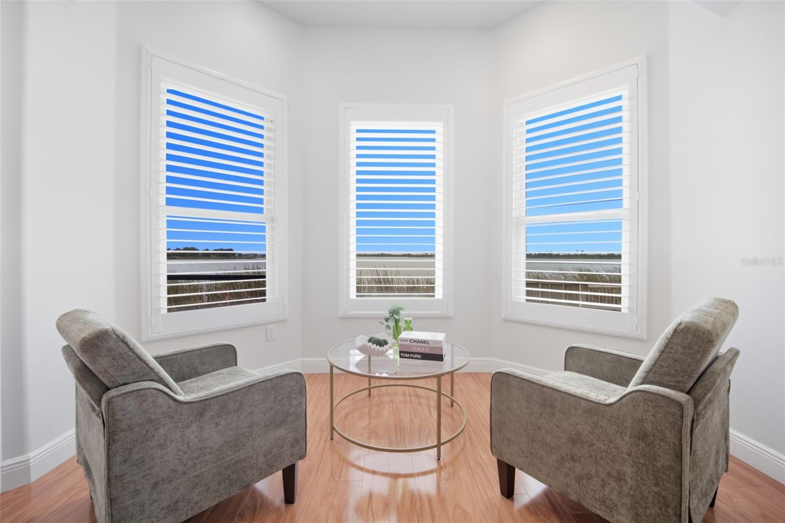 TB8429656 Property Photo