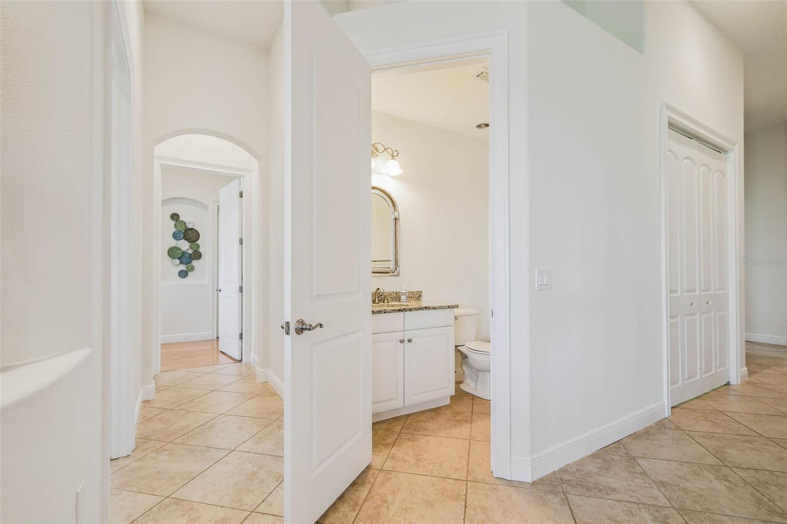 TB8429656 Property Photo