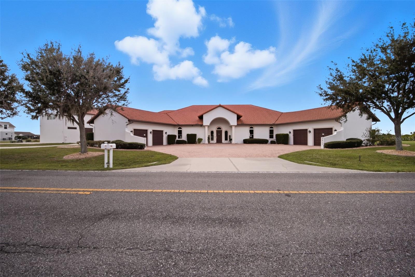 TB8429656 Property Photo