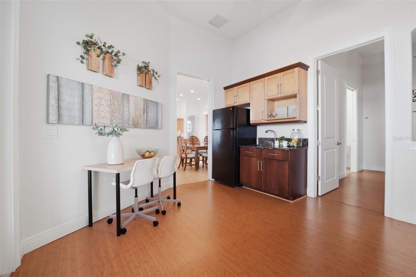 TB8429656 Property Photo