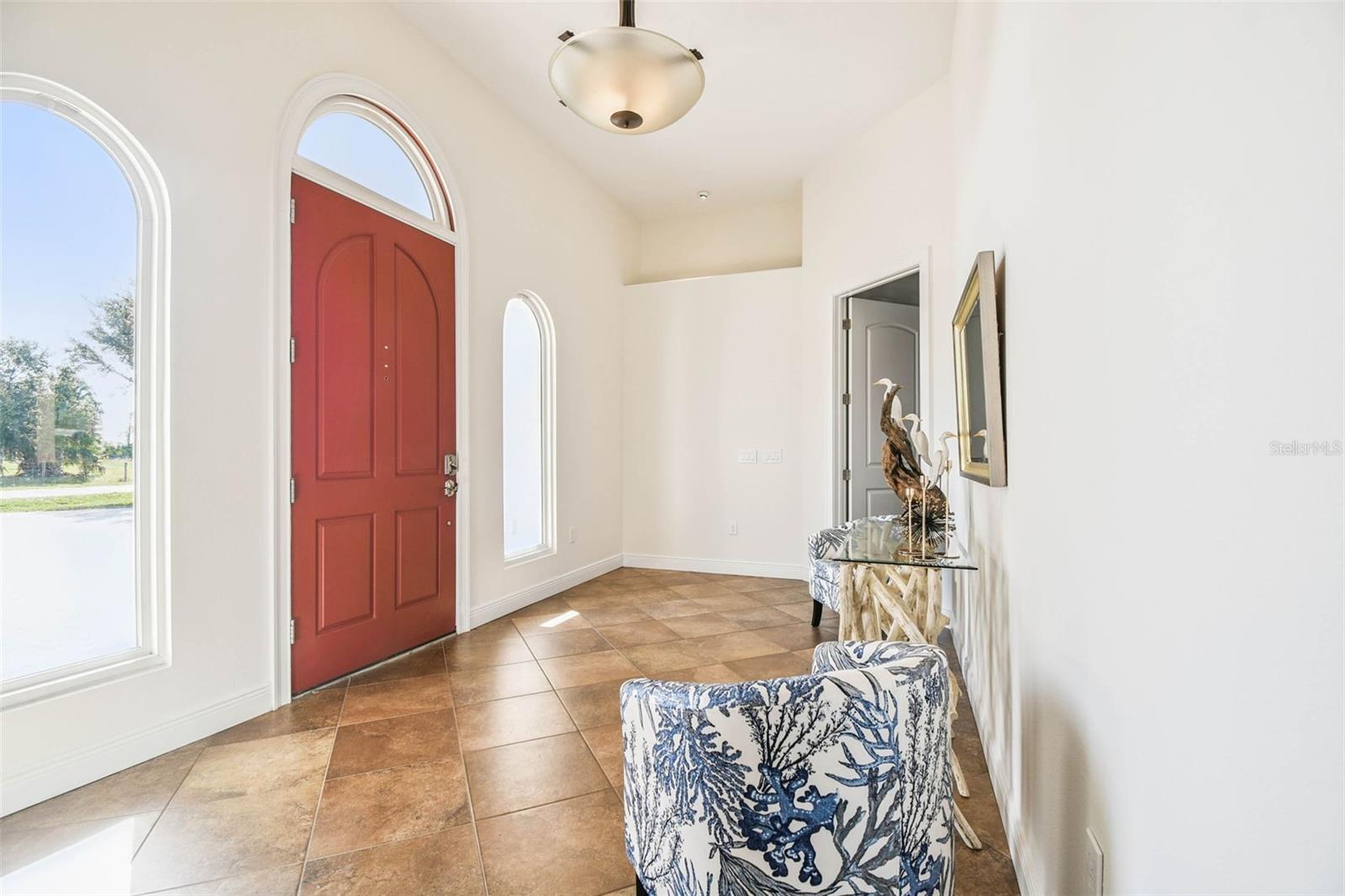 TB8429656 Property Photo