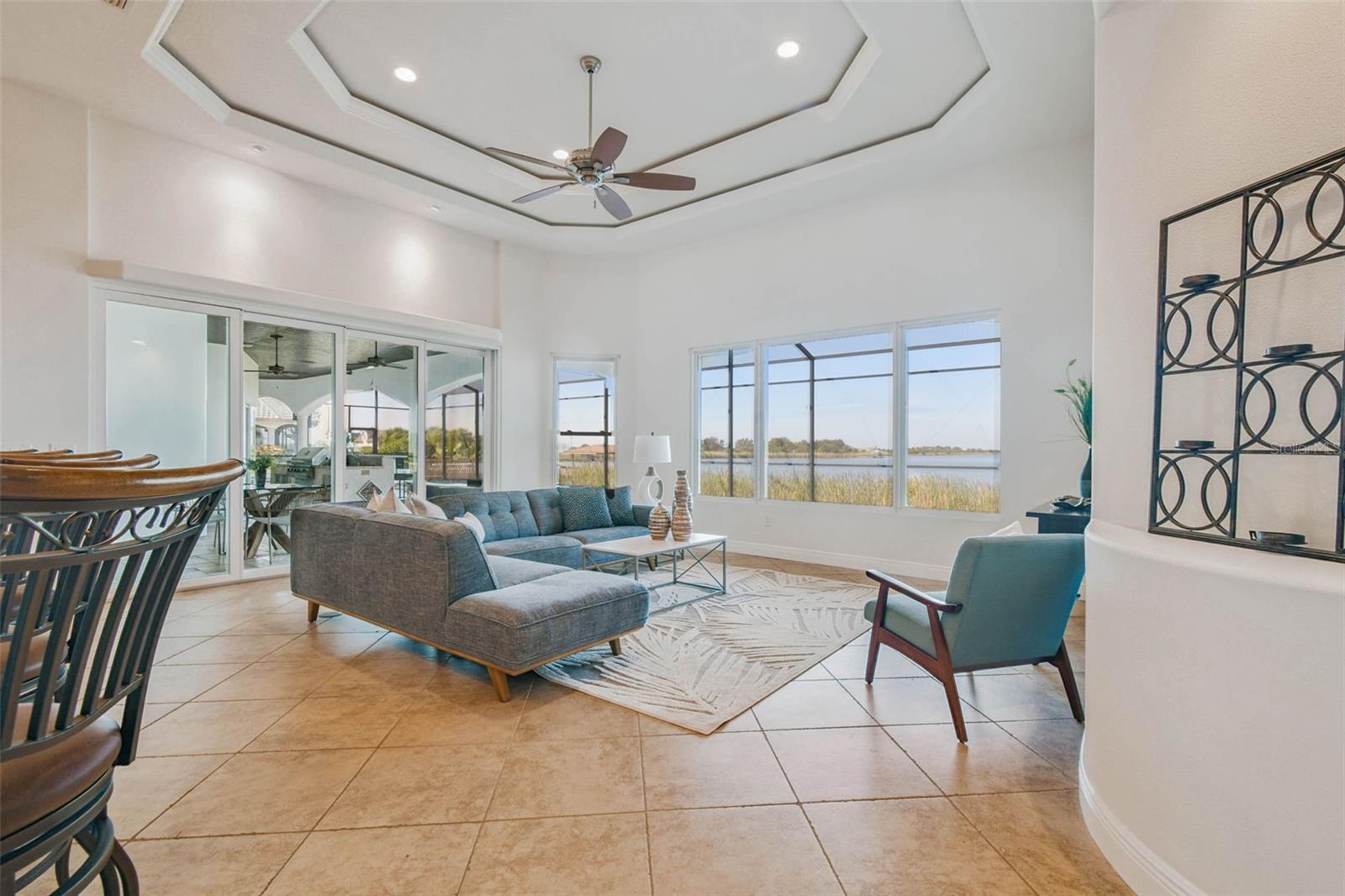 TB8429656 Property Photo