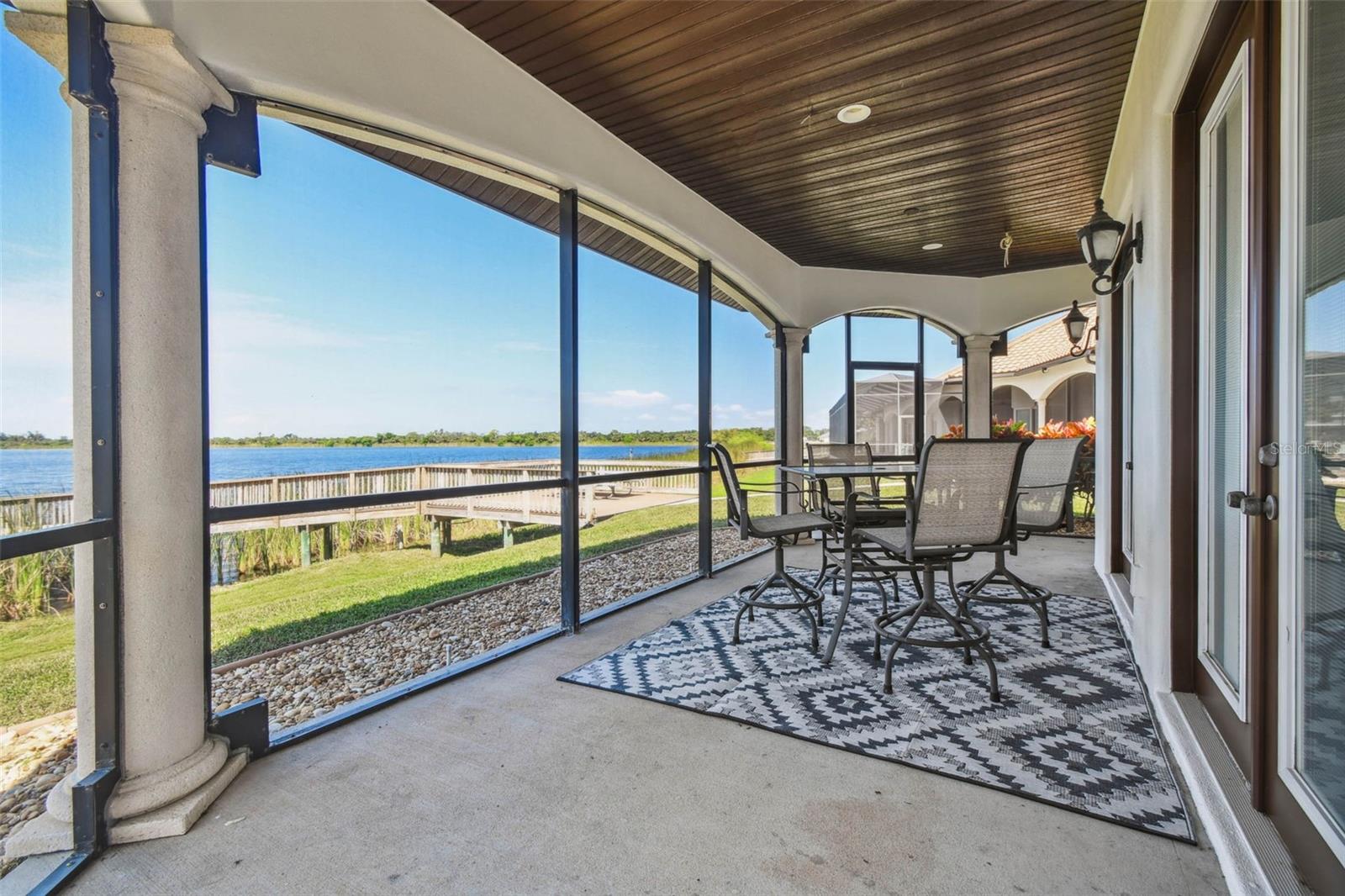 TB8429656 Property Photo