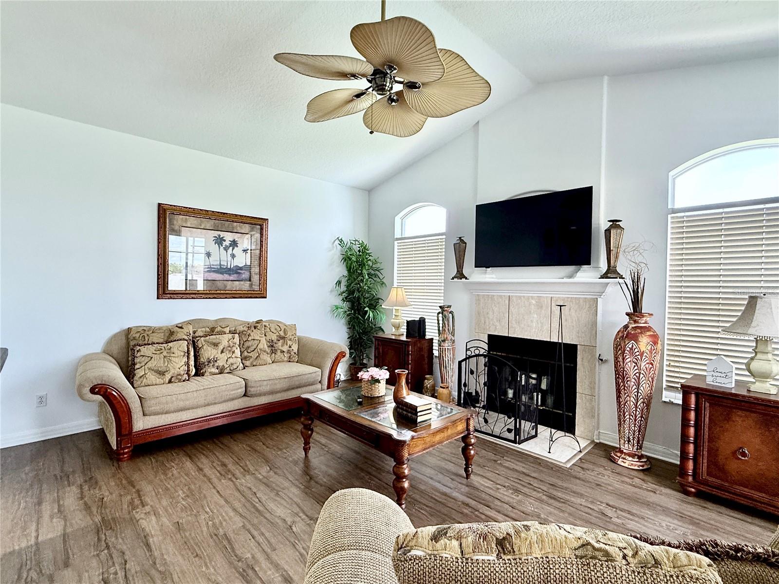 943 CORVINA DR, DAVENPORT, FL, 33897