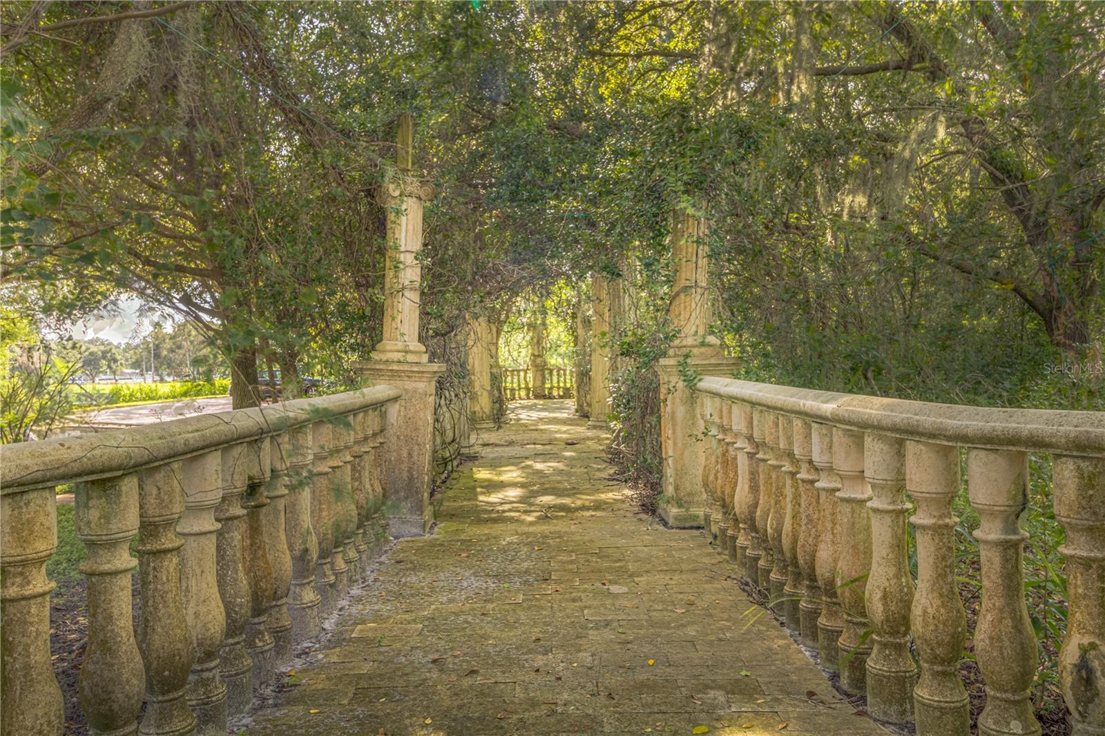 TB8429681 Property Photo