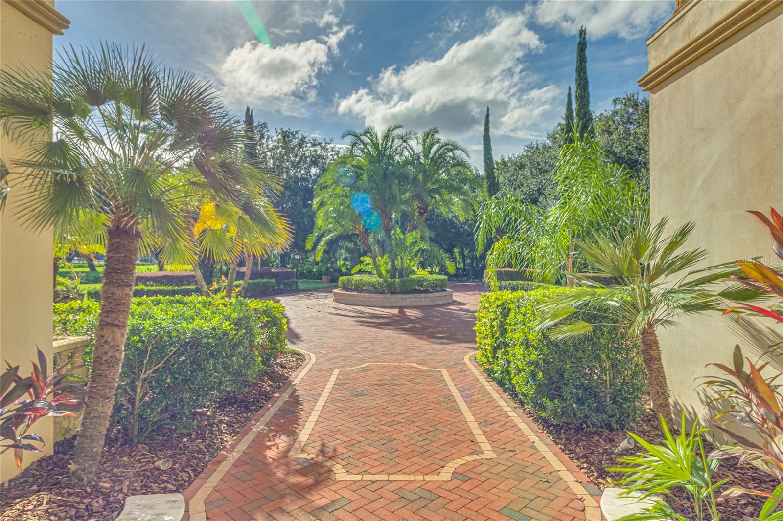 TB8429681 Property Photo