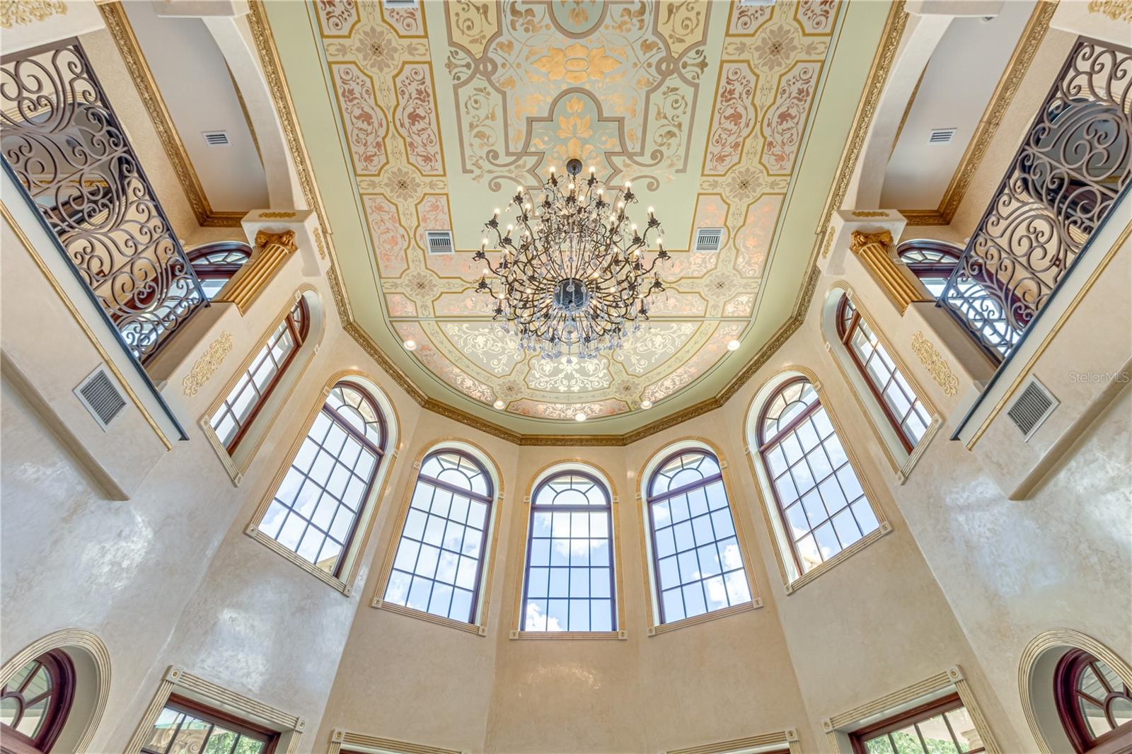 TB8429681 Property Photo