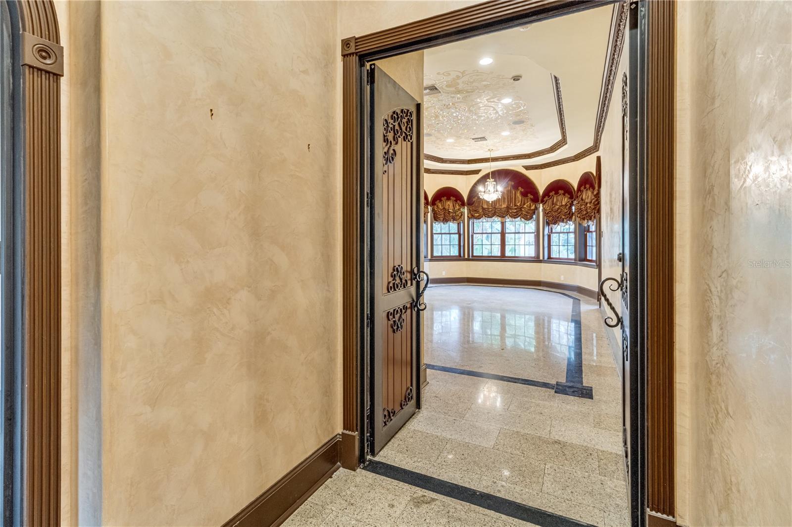 TB8429681 Property Photo