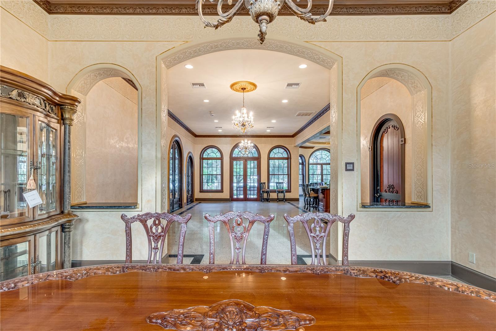 TB8429681 Property Photo