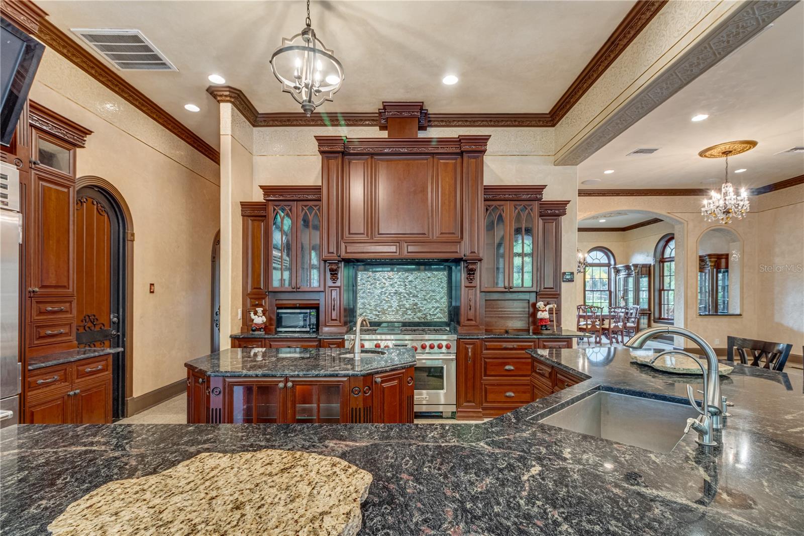 TB8429681 Property Photo