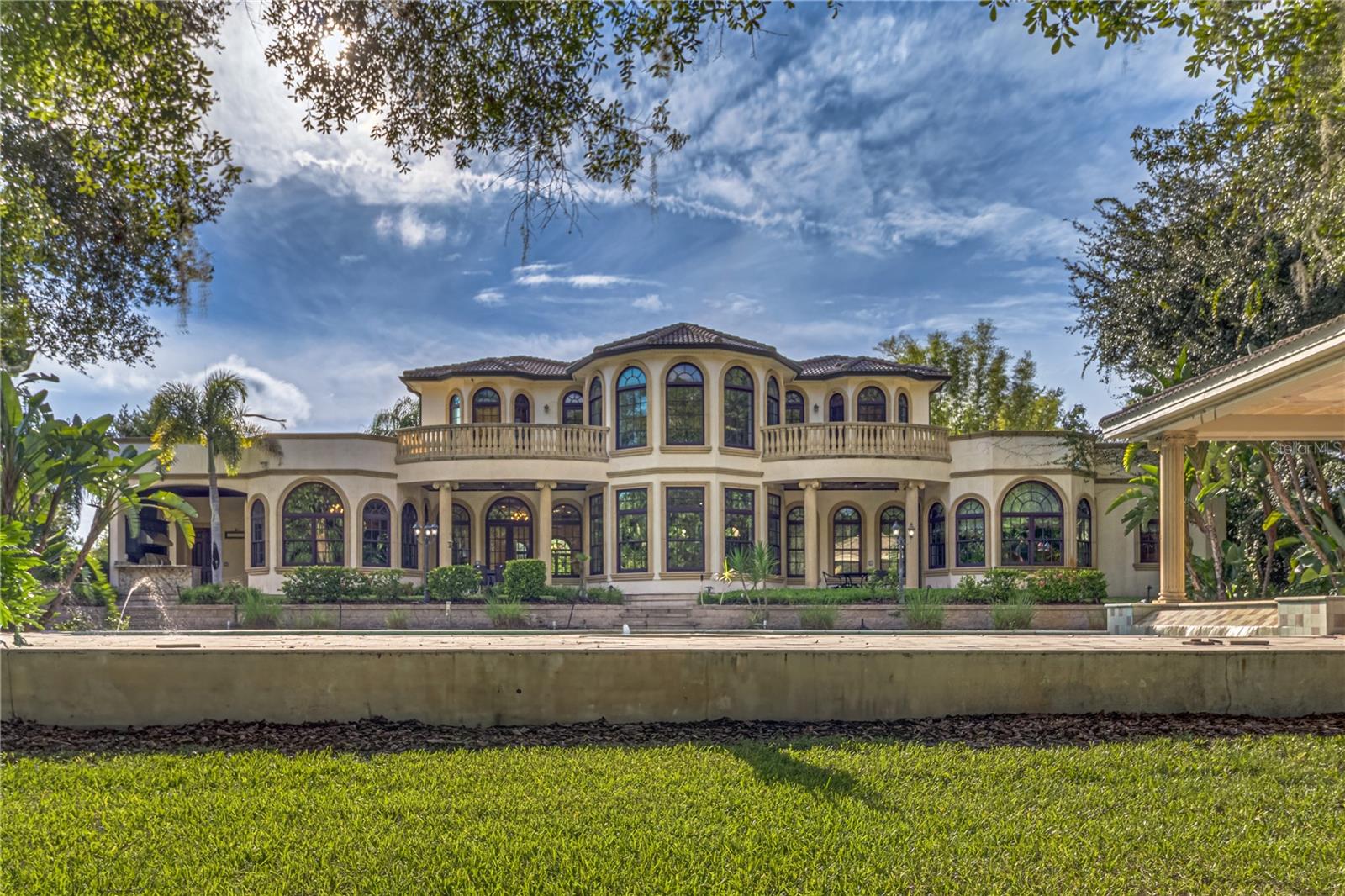 TB8429681 Property Photo