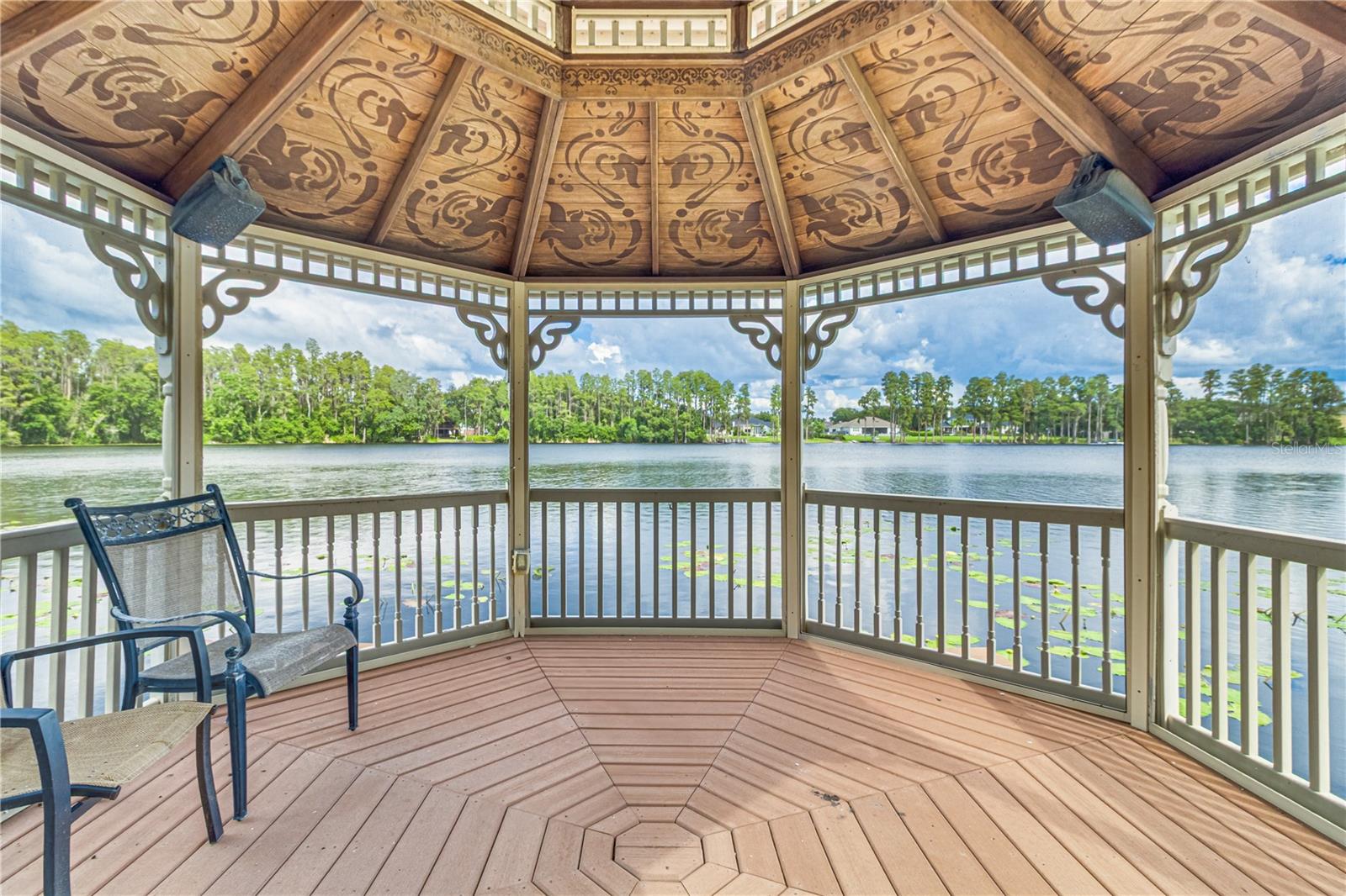 TB8429681 Property Photo