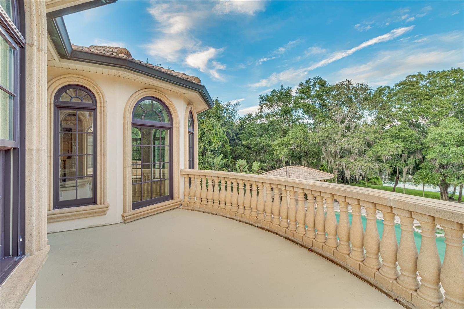 TB8429681 Property Photo