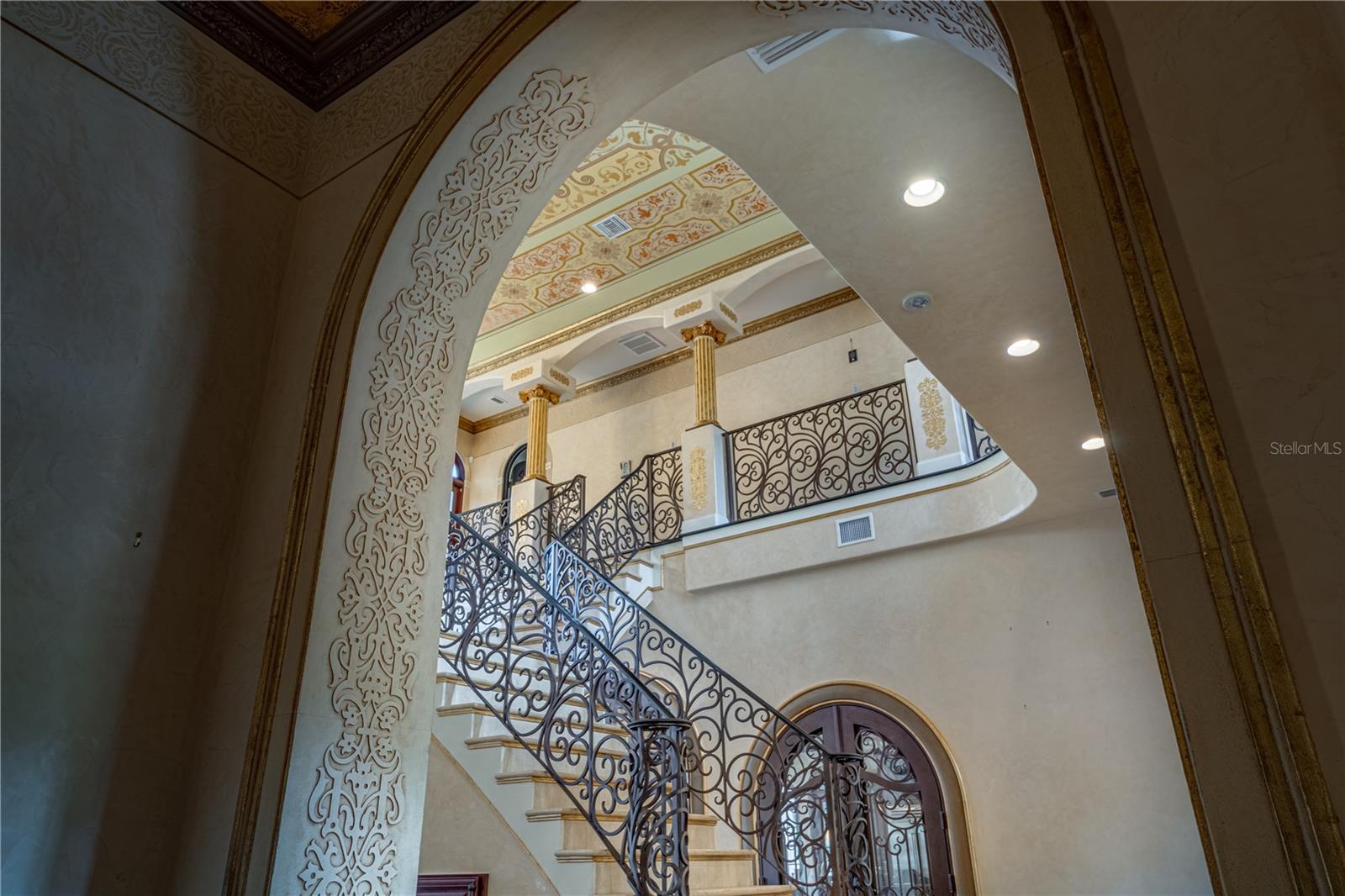 TB8429681 Property Photo