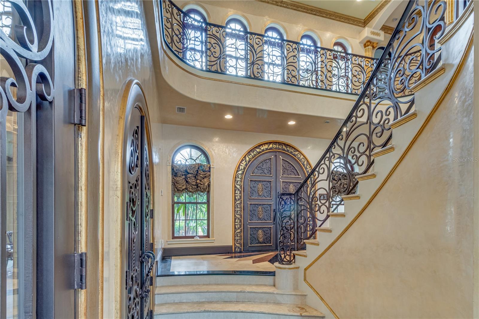 TB8429681 Property Photo