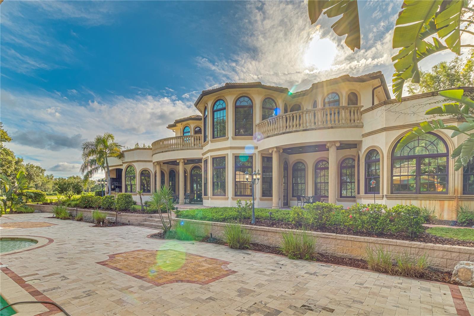 TB8429681 Property Photo